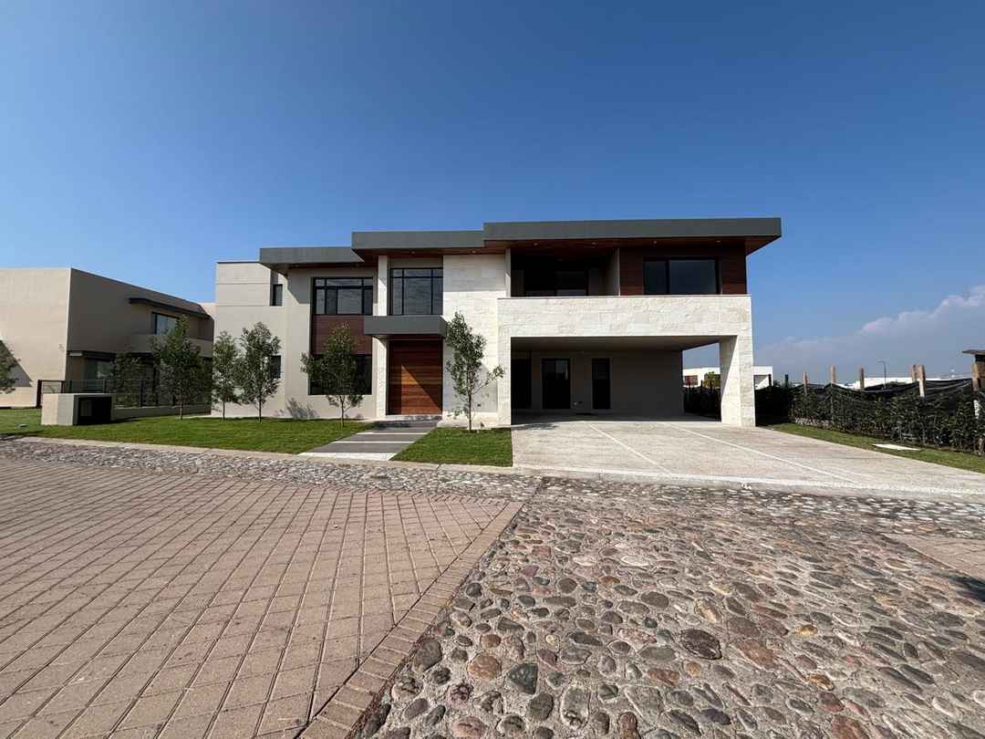 casa en venta avenida campanario el campanario queretaro queretaro pAvjvC7